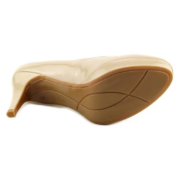 Marc Fisher Sydney Patent leather platform pump - Picture 7 of 8